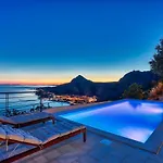 Apartman 6 Bedrooms With An Amazing View And Private Pool! *