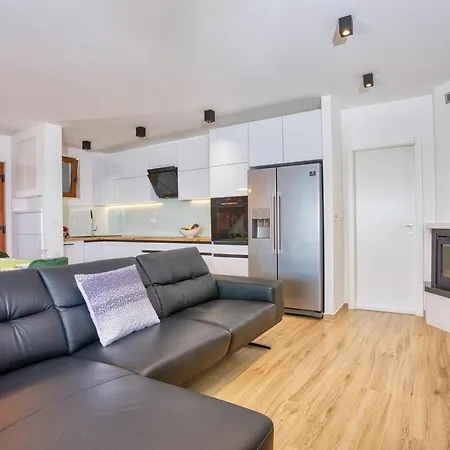 Apartman 6 Bedrooms With An Amazing View And Private Pool! Omiš